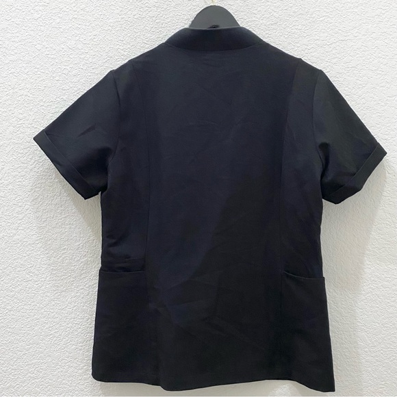 FIGS W20SW1032 Black Inala Slim Scrub Top Size M - Picture 7 of 15